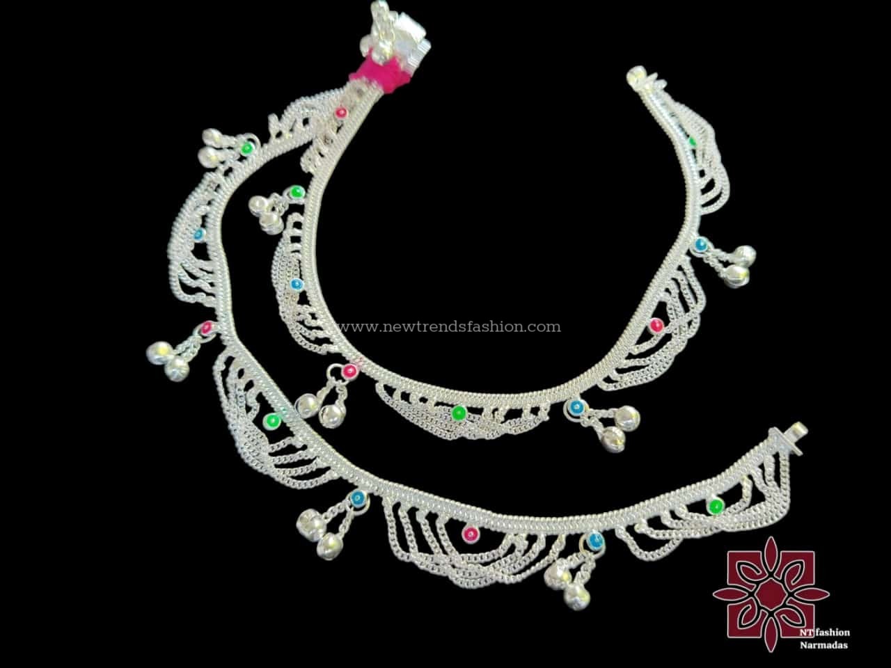 38.Silver polished anklet (golusu)