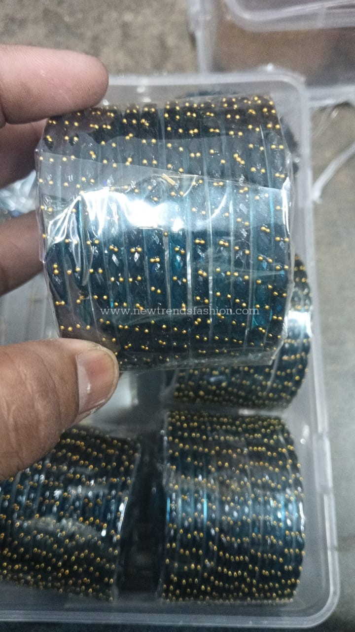 61 Rainbow colour bangles (12 dozen)