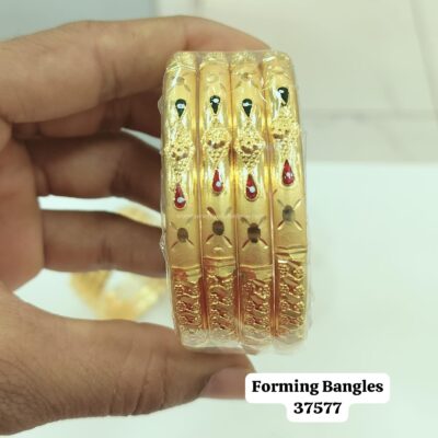 90 Gold forming jewellery