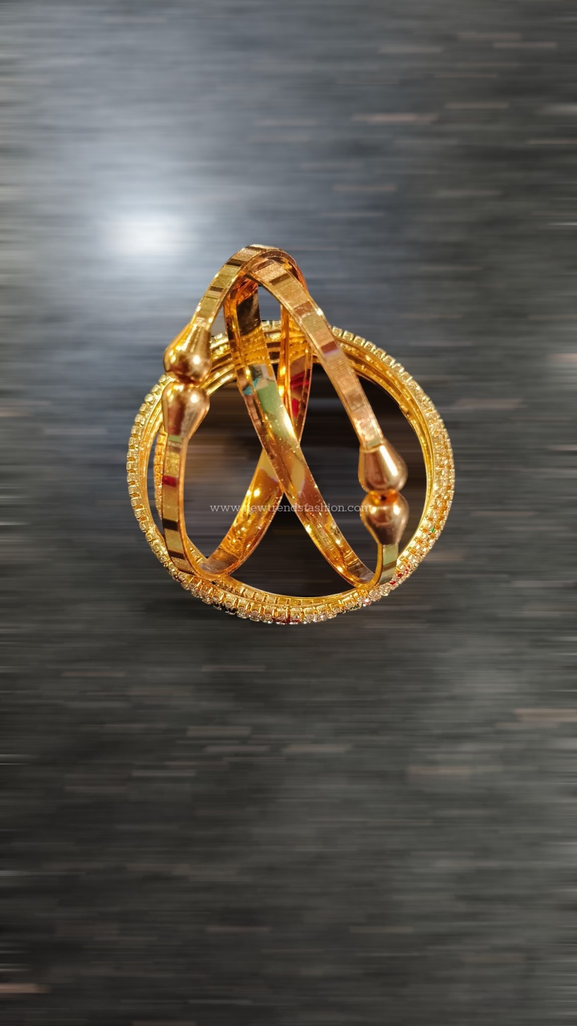 104 Openable bangles