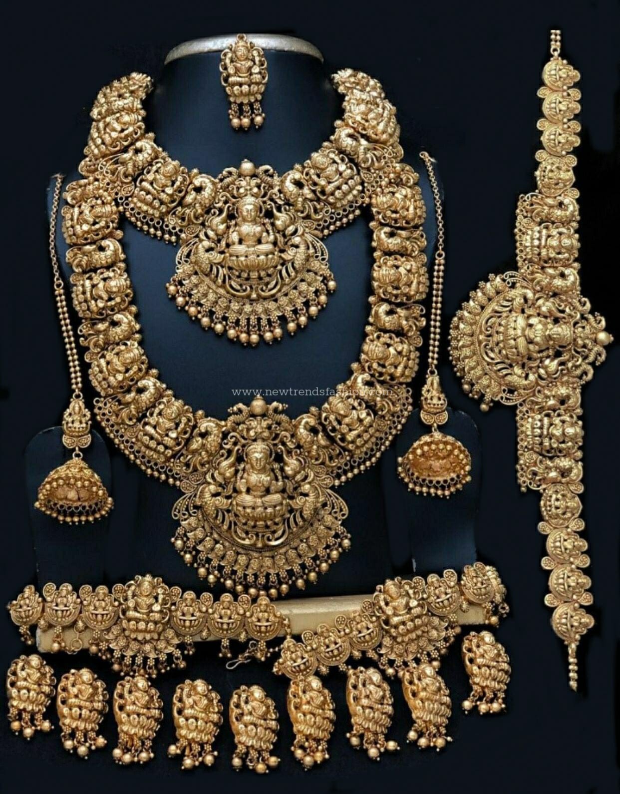 Lakshmi bridal set