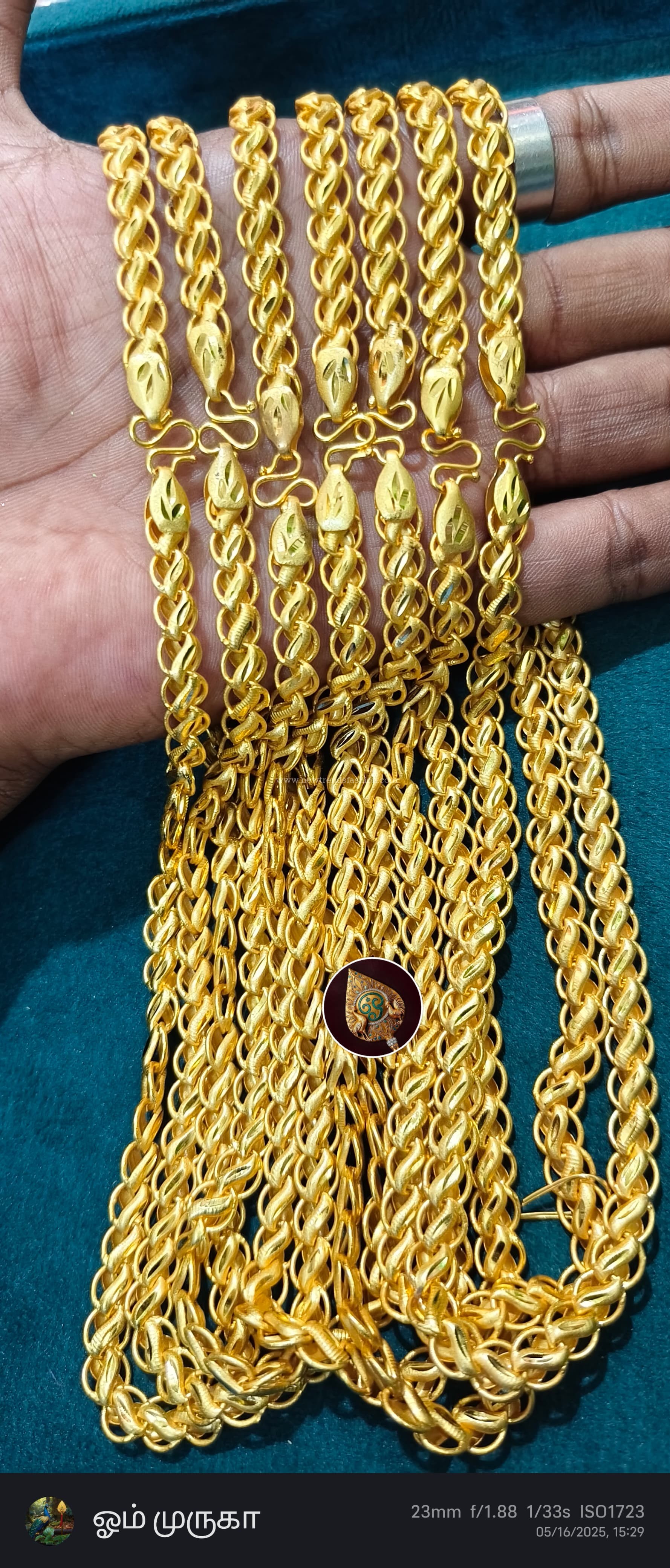 87 Real gold look chain NT 00385
