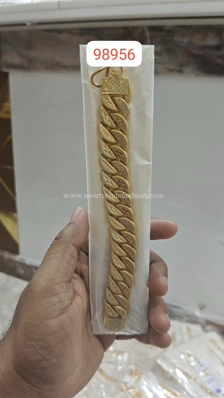 14 Big bracelet