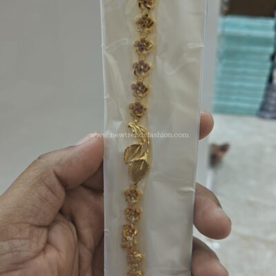 18 Leaf bracelet