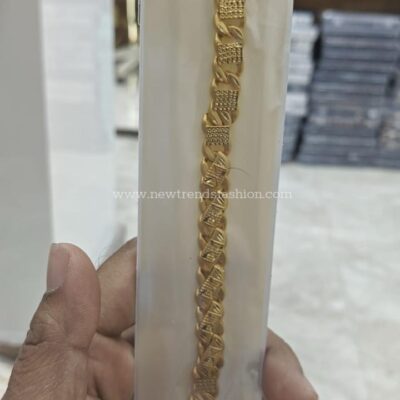 24 Fancy bracelet